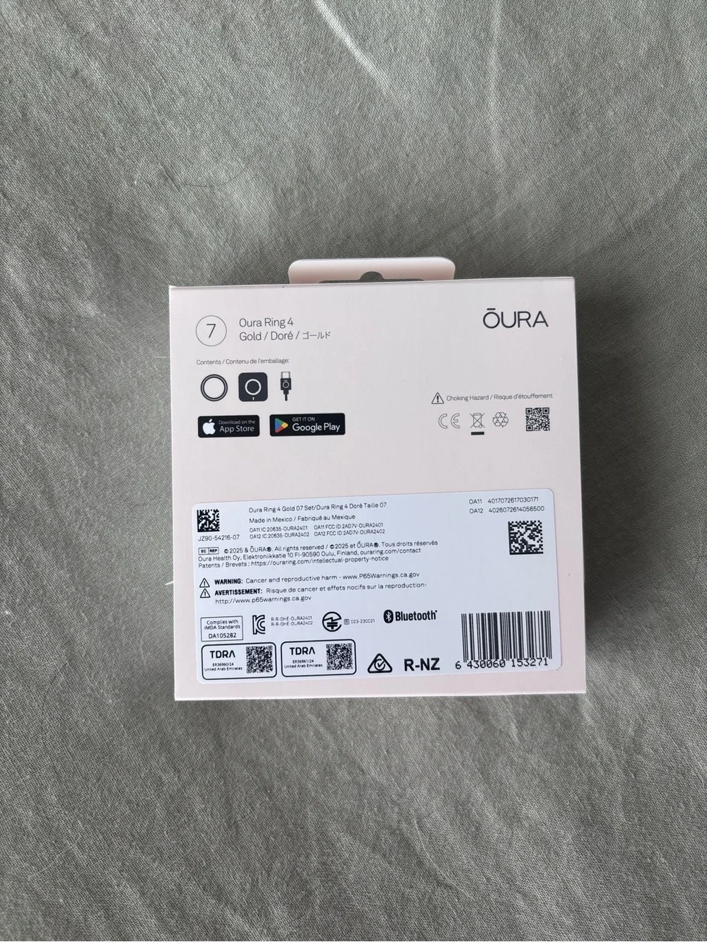 Oura Ring 4 Gold Size 7 SEALED IN BOX